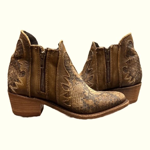 Liberty Black Uma Python Embossed Suede Cowboy Core Western Boots SZ 6 - Picture 5 of 13